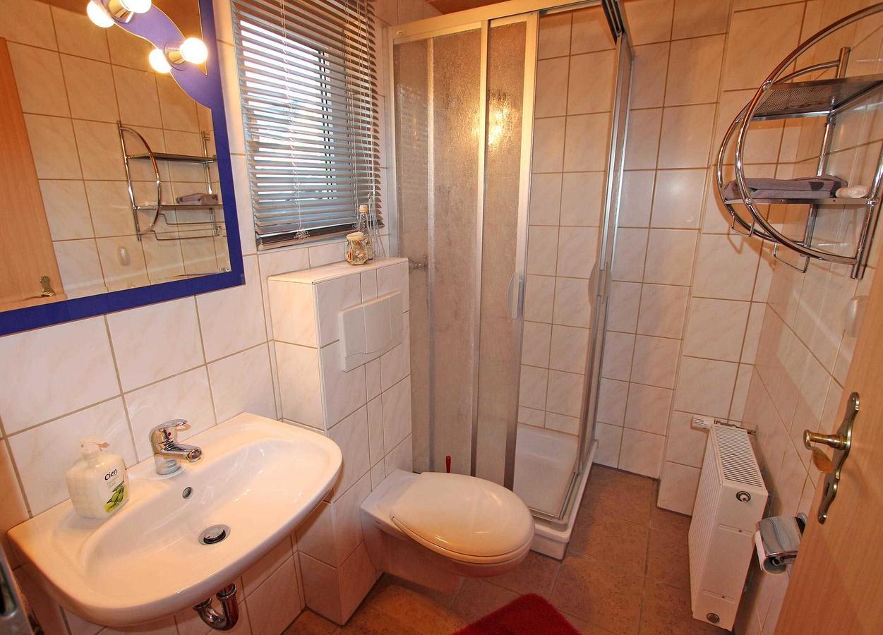 Ferienhaus Mit Separater Wohnung Waren See 9441 Exterior foto